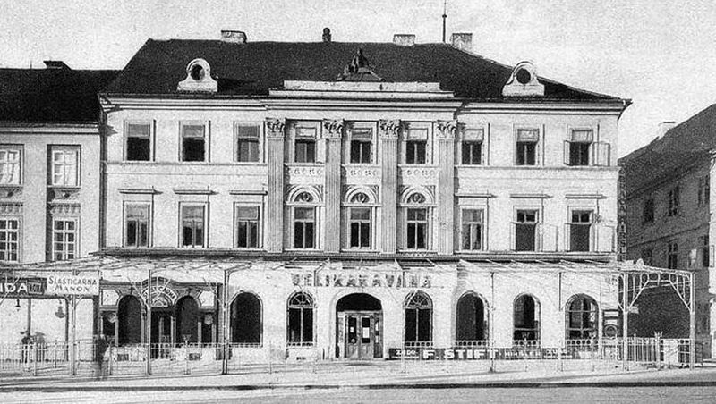 Trg bana Jelačića 1928. godine. 'Velika kvana' prije izgradnje hotela Milinov